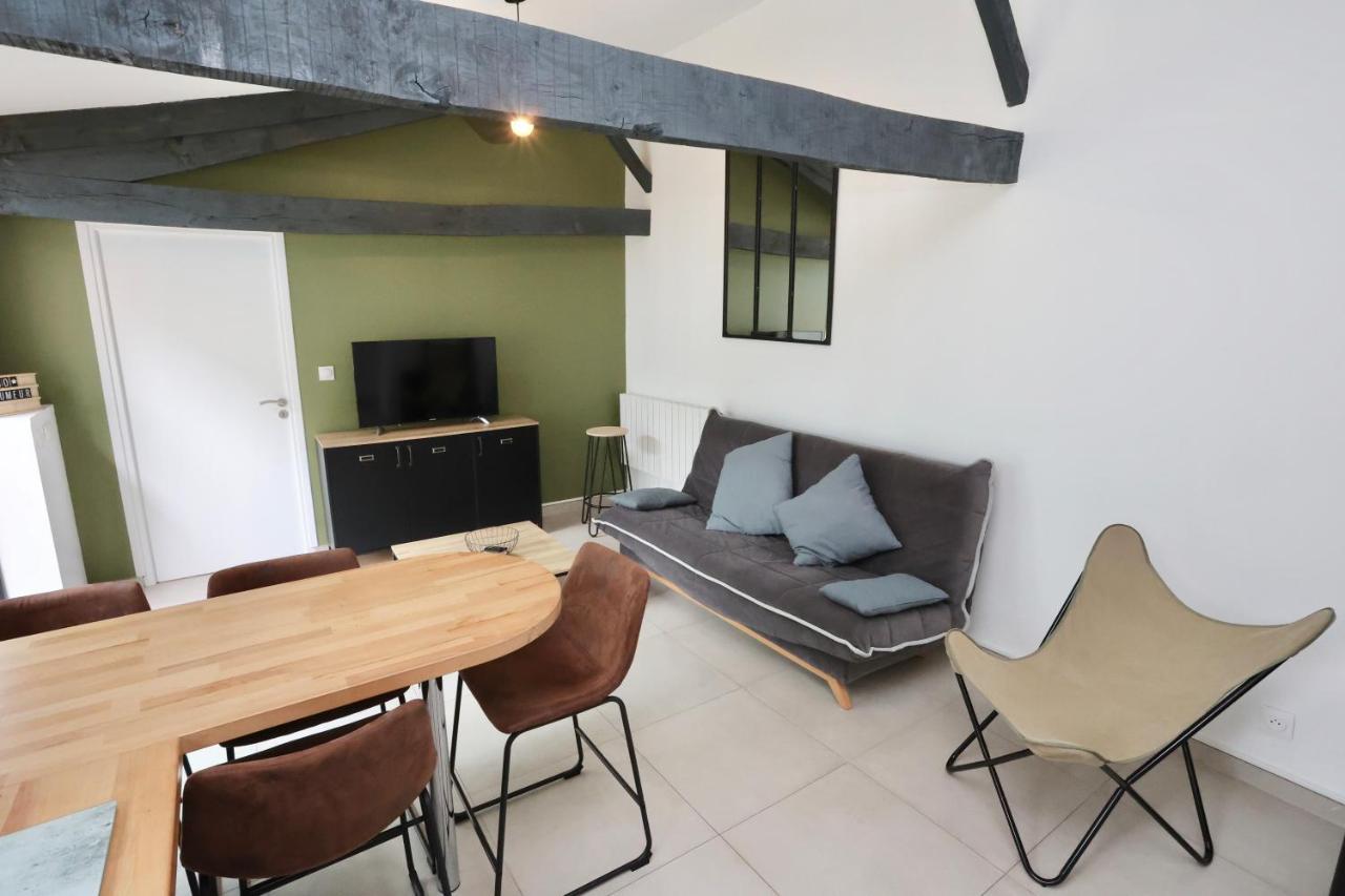 L'Atelier Et Sa Terrasse Apartment Pontivy Exterior photo
